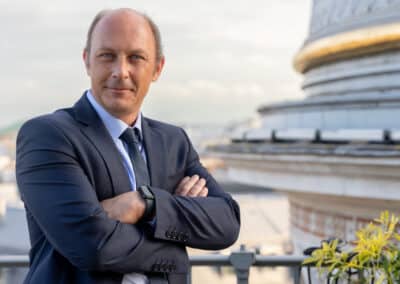 L’avocat qui n’a pas lâché la Russie, malgré la guerre
